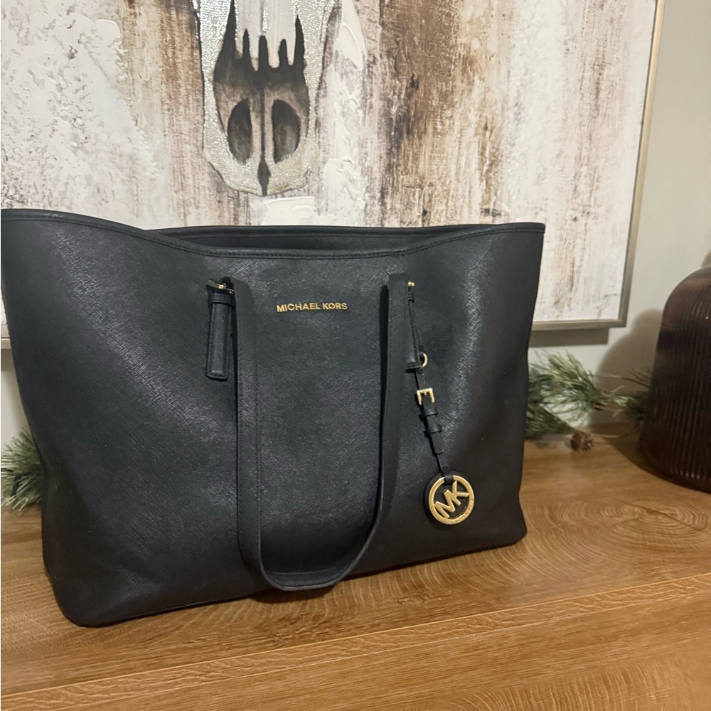 Michael Kors Black Jet Set Tote Bag